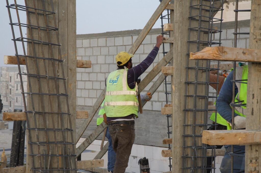 بناء المساحات المناسبة لحياتك Building Spaces Right for Your Life